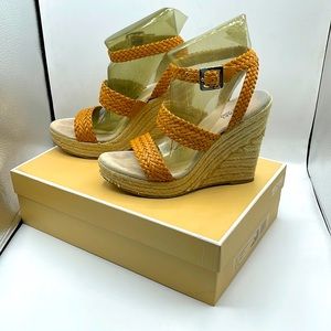 MICHAEL Michael Kors PEANUT JUNIPER ESPADRILLE